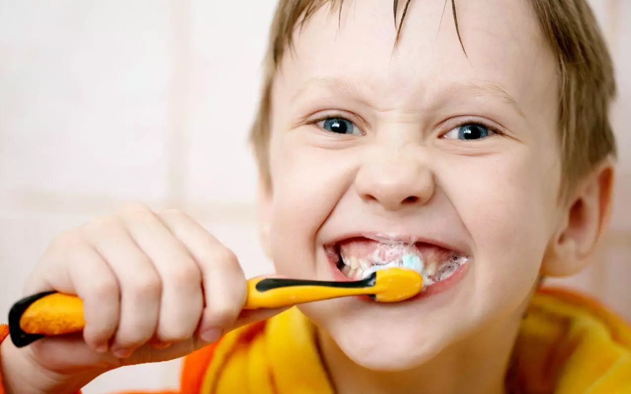 Common Oral Hygiene Mistakes According To Dentists - Bradford Family ...