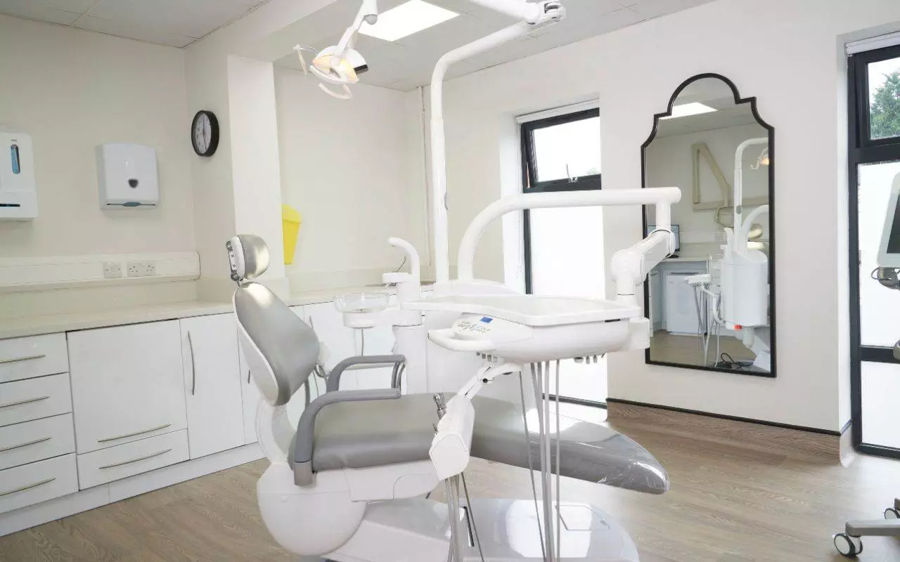 what are those things in the dentists office - the dental chair