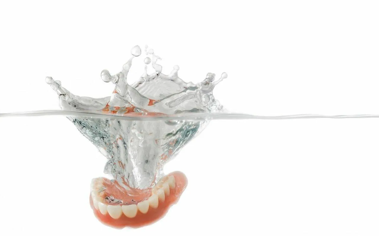 keep dentures in water Bradford Family Dentistry